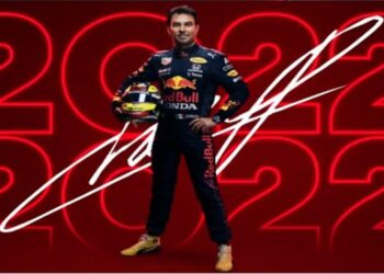 OFICIAL |  Sergio Pérez renueva con Red Bull