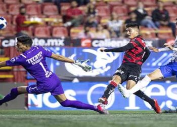Xolos y Rayados dividen puntos