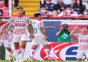 Los Rayos golean a los Xolos