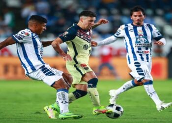América empata en Pachuca y mantiene el liderato general