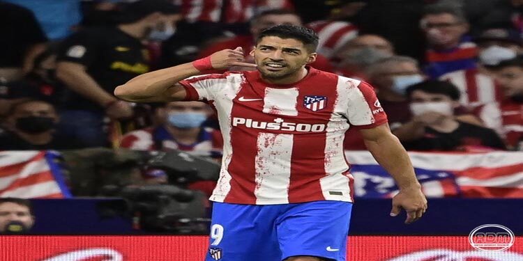 De la mano de Luis Suárez, el Atlético de Madrid hunde más al Barcelona
