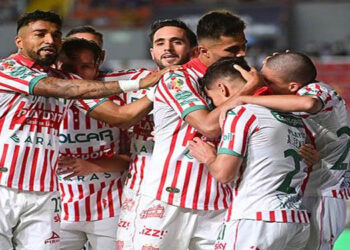 Necaxa gana y sueña con Liguilla