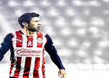 OFICIAL | Chivas anuncia la salida de Oribe Peralta