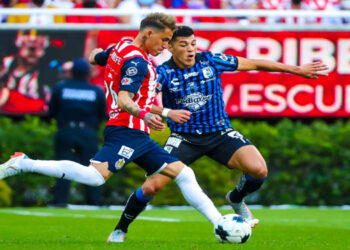 Chivas y Gallos dividen puntos en el Akron
