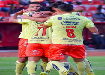 Atlético Morelia gana de último minuto y mantienen el liderato