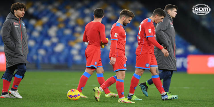 ‘Chucky’ Lozano y el Napoli son eliminado de la Coppa Italia por la Fiorentina