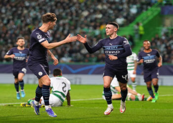 El Manchester City pone pie y medio en los Cuartos de Final