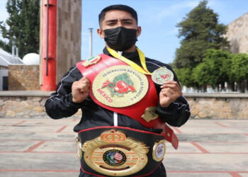 Julio Gómez abre escuela de Boxeo y levantamiento de pesas