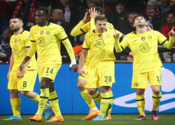 El Campeón vence al Lille y se mantienen con vida