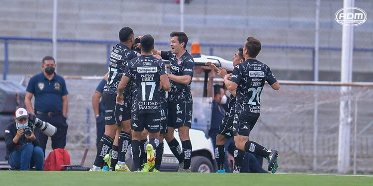 Los Rayos doman a los Pumas en CU
