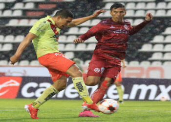 Los Canarios rescatan el empate ante Mineros en la ida de los Cuartos de Final