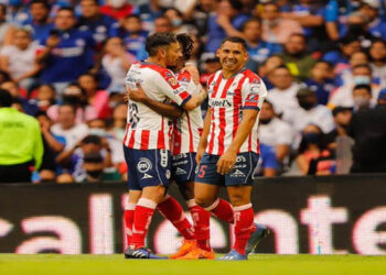 Atlético de San Luis descarrila a la Máquina en el Azteca y asegura Repechaje