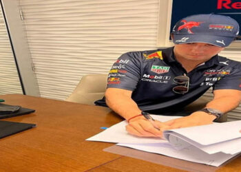 OFICIAL | Sergio Pérez renueva con Red Bull hasta el 2024