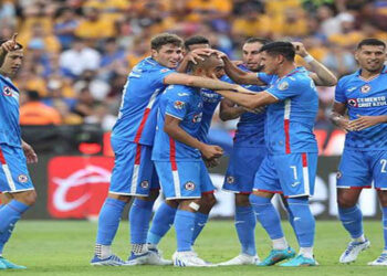 La Máquina pita en el Volcán