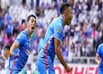 La Máquina logra su primera victoria en el Azteca