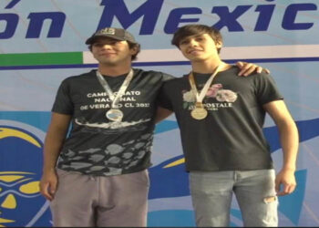 Gana equipo IMCUFIDE plata y bronce en Campeonato Nacional de Natación Curso Largo 2022