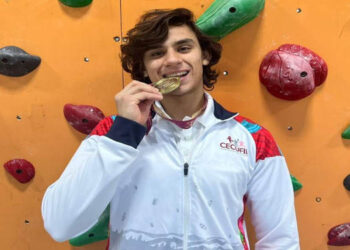 Conquista Michoacán oro histórico en escalada deportiva en los Juegos Conade 2022