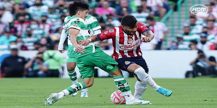 Santos y Chivas dividen puntos