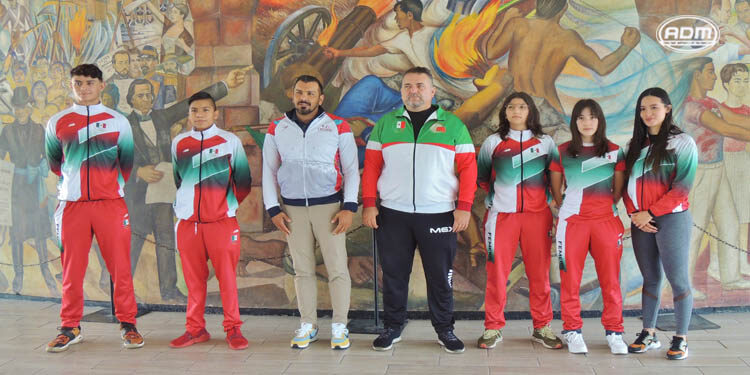 Abanderan a michoacanos que participarán en el Campeonato Panamericano Juvenil de Karate