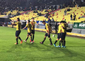 Los Canarios retoman el Vuelo