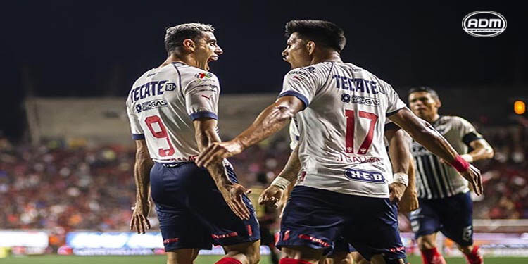 Los Rayados ganan en Tijuana y recuperan el liderato general