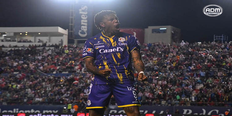Atlético de San Luis remonta y vence a Pumas