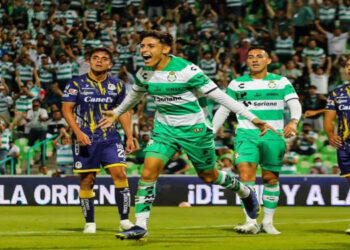 Santos goleó al Atlético de San Luis y liga su cuarta victoria consecutiva