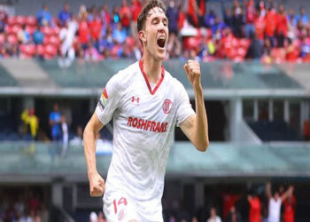 A la Máquina se le apareció en el Azteca el Diablo… Y el VAR