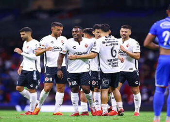 Los Xolos ladran en el Azteca