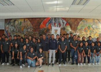 Abandera Cecufid a la delegación michoacana que participará en el Encuentro Nacional Deportivo Indígena 2022