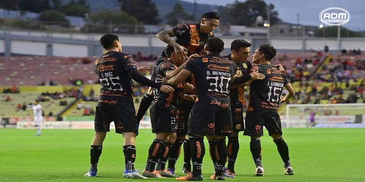 Los Canarios vencen en penales a los Alebrijes y vuelan a los Cuartos de Final