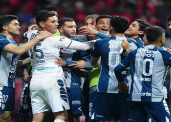 Pachuca se acerca a su séptimo título, tras golear al Toluca en la ida de la Final