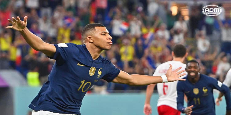 Mbappé encamina a Francia a Octavos de Final