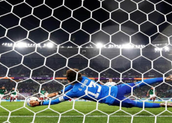 Con Memo Ochoa como héroe, México empata con Polonia en su debut en Qatar 2022