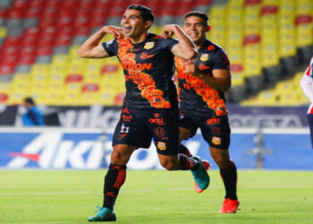 Los Canarios retoman el vuelo en casa