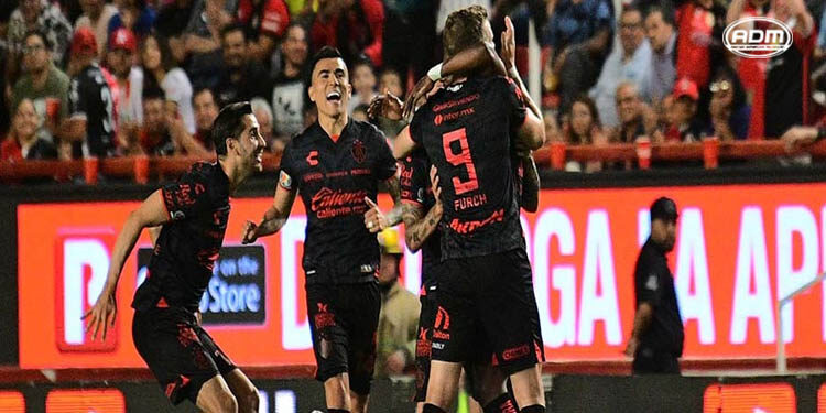 Atlas gana en el Victoria y sueña con Repechaje