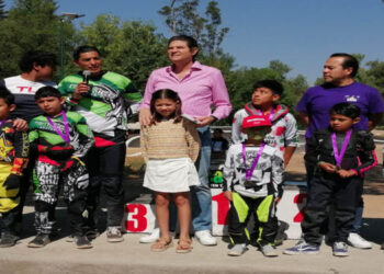 Alfonso Martínez da banderazo a reapertura de Pista de BMX del Bosque Cuauhtémoc