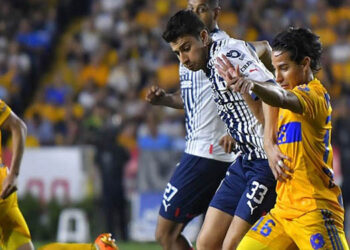 En la ida de las Semifinales, el Clásico Regio termina en empate