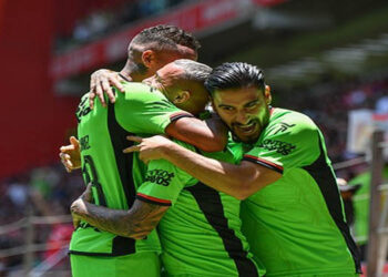 Los Bravos golean a los Diablos en el Infierno