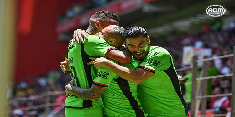 Los Bravos golean a los Diablos en el Infierno