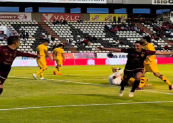 Los Canarios son goleados en su debut en el Apertura 2023