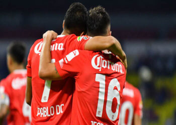 Toluca le hace la diablura al Cruz Azul en el Azteca