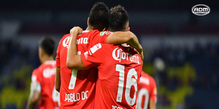 Toluca le hace la diablura al Cruz Azul en el Azteca