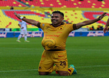 De la mano de Uchuari, los Canarios cazan al Correcaminos