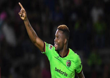 Los Bravos golean a los Pumas en la Frontera