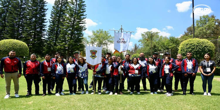 Abanderan a delegación michoacana que participará en Juegos Autóctonos