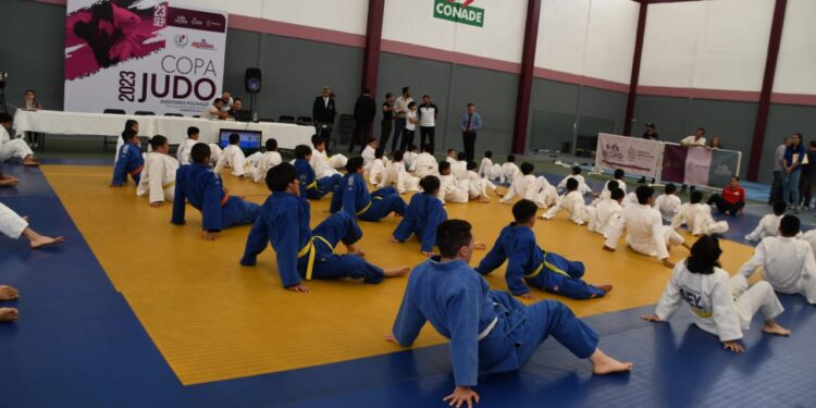 Inaugura DIF primera Copa de Judo
