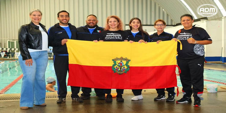 Abandera IMCUFIDE a moreliana que acudirá al Mundial de Aguas Abiertas en Tailandia