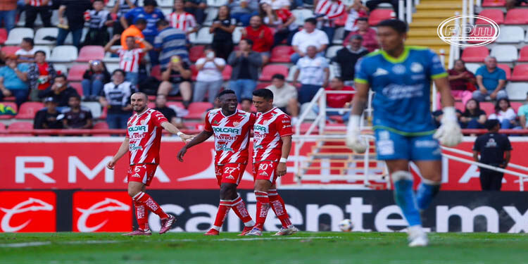 Los Rayos golean al Puebla